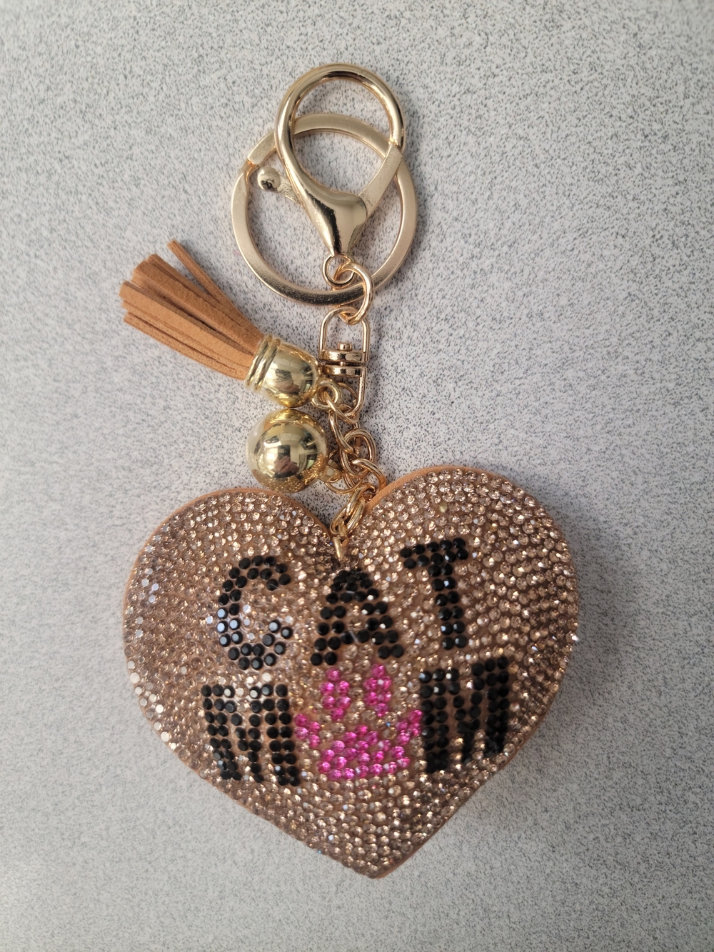 Crystal Heart Cat Mom Keychain with Pink Paw Accent - Elegant Gold Tone
